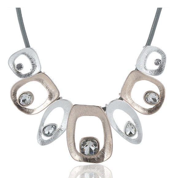 Multi Color Rhinestone Rope Necklace NWT - Picture 3 of 6